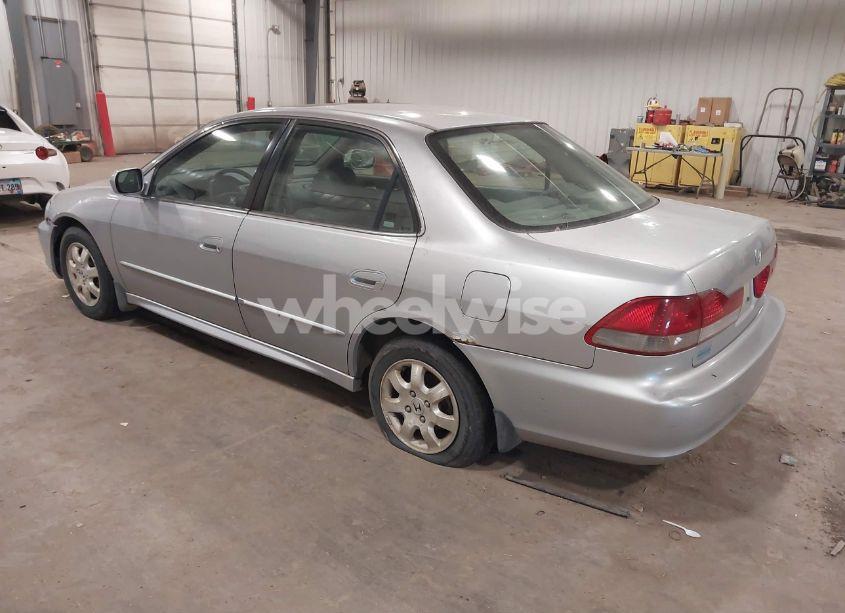 Photo 3 of 2002 Honda Accord 2.3 EX (VIN JHMCG56672C034096)