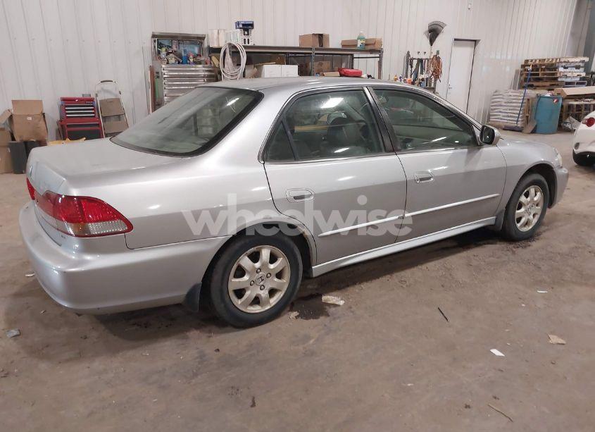 Photo 4 of 2002 Honda Accord 2.3 EX (VIN JHMCG56672C034096)