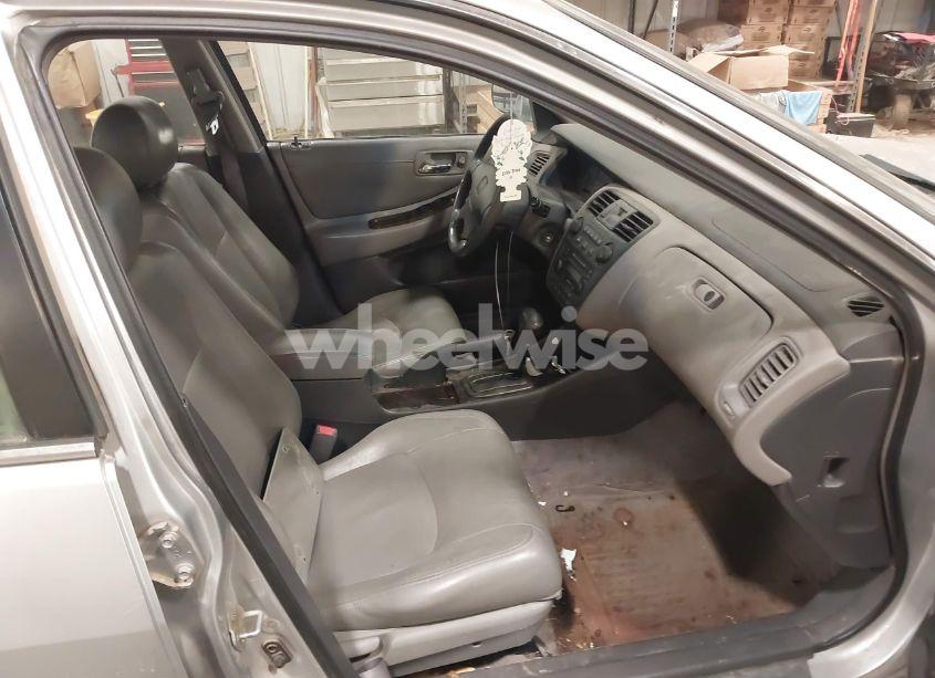 Photo 5 of 2002 Honda Accord 2.3 EX (VIN JHMCG56672C034096)