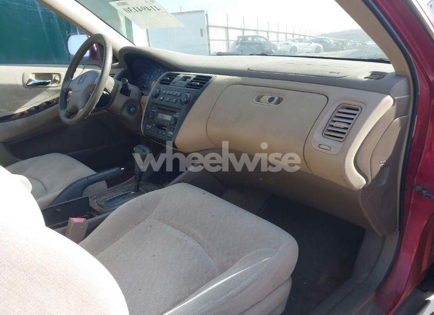 Photo 5 of 2002 Honda Accord 2.3 SE (VIN JHMCG56702C027936)