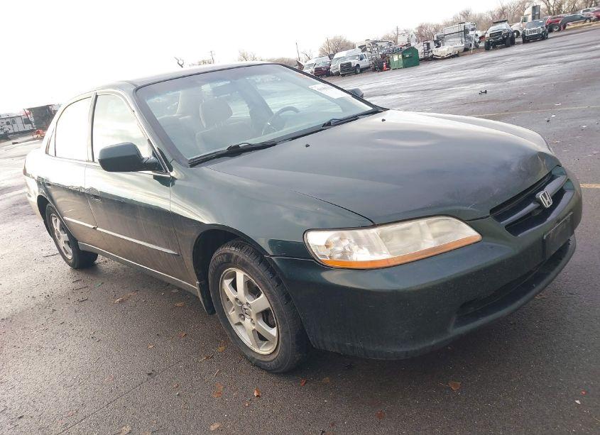 2000 Honda Accord 2.3 SE (VIN JHMCG5670YC025774) main photo