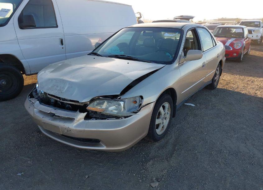 Photo 2 of 2000 Honda Accord 2.3 SE (VIN JHMCG5671YC013567)