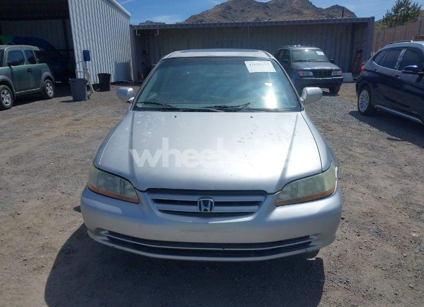 Photo 6 of 2002 Honda Accord 2.3 SE (VIN JHMCG56742C018852)