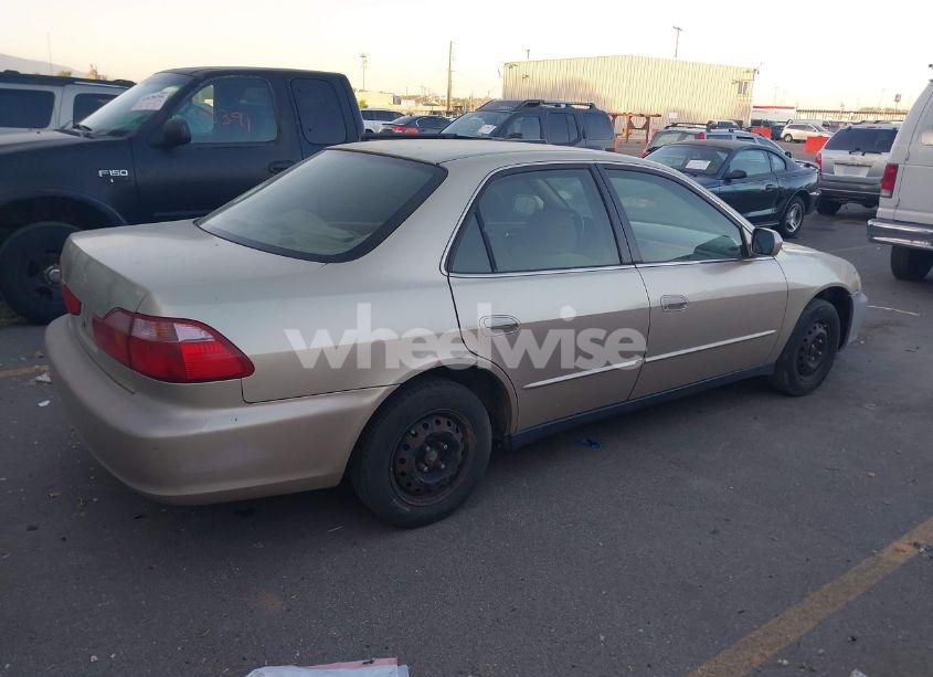 Photo 4 of 2000 Honda Accord 2.3 SE (VIN JHMCG5674YC023249)