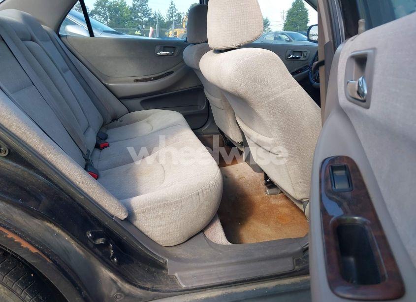 Photo 8 of 2002 Honda Accord 2.3 SE (VIN JHMCG56792C023688)