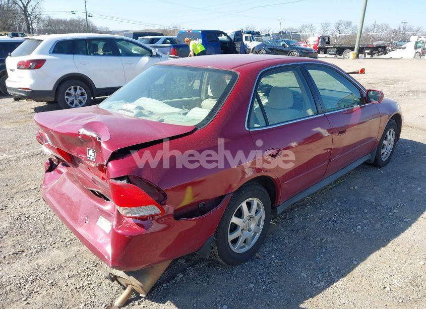 Photo 4 of 2002 Honda Accord 2.3 SE (VIN JHMCG56792C031192)