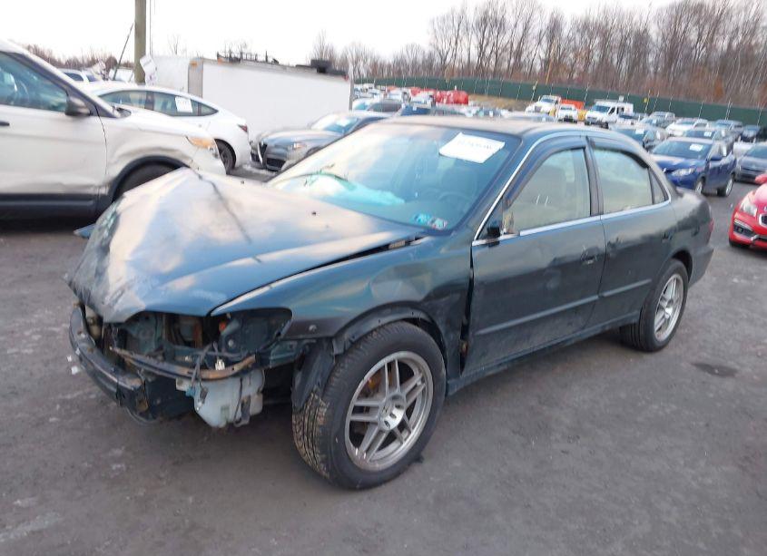 Photo 2 of 2000 Honda Accord 2.3 EX (VIN JHMCG6572YC029011)