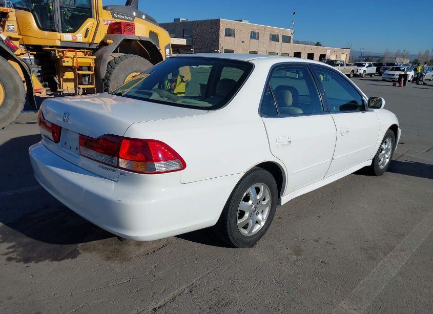Photo 4 of 2001 Honda Accord 2.3 EX (VIN JHMCG660X1C006860)