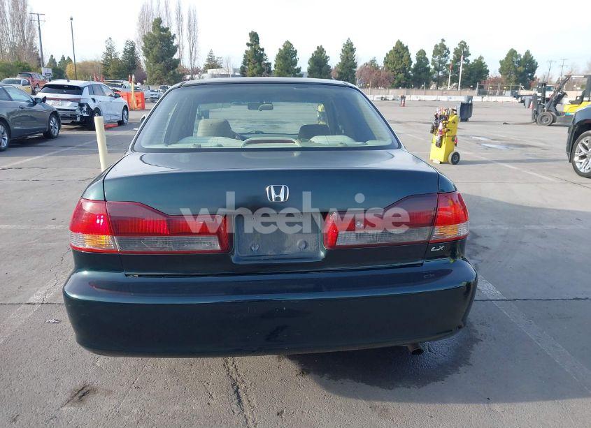 Photo 16 of 2001 Honda Accord 2.3 LX (VIN JHMCG66501C018432)