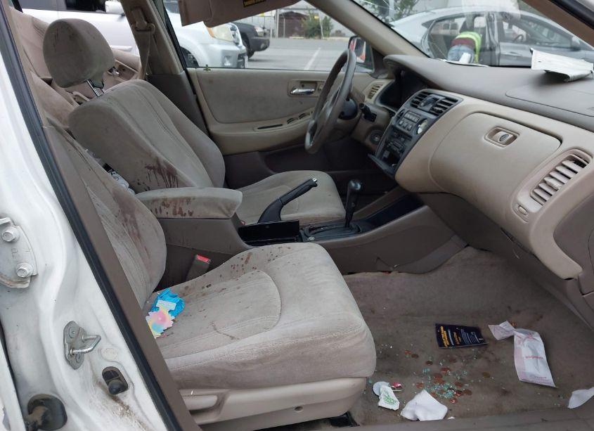 Photo 5 of 1999 Honda Accord LX (VIN JHMCG6650XC010808)