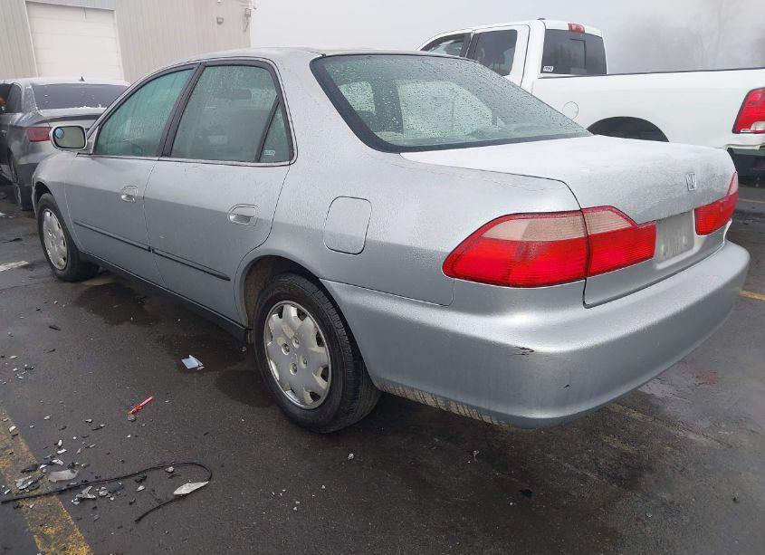 Photo 3 of 1999 Honda Accord LX (VIN JHMCG6650XC034512)