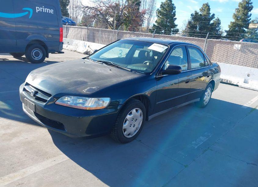 Photo 2 of 1999 Honda Accord LX (VIN JHMCG6651XC009067)