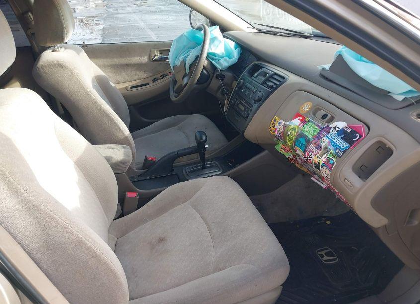 Photo 5 of 2001 Honda Accord LX (VIN JHMCG66521C008808)