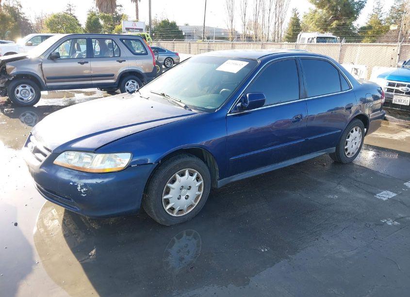 Photo 2 of 2002 Honda Accord 2.3 LX (VIN JHMCG66532C011668)