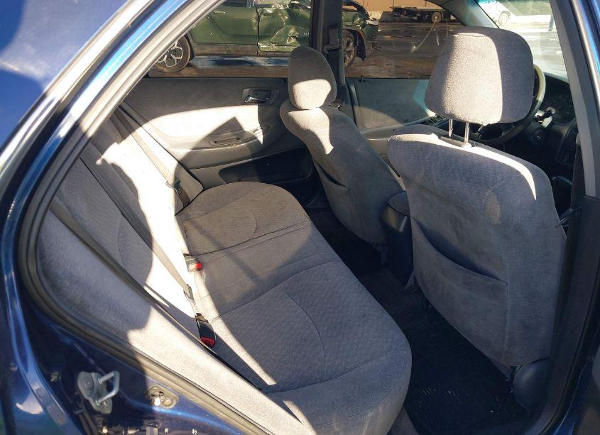 Photo 8 of 2002 Honda Accord 2.3 LX (VIN JHMCG66532C011668)