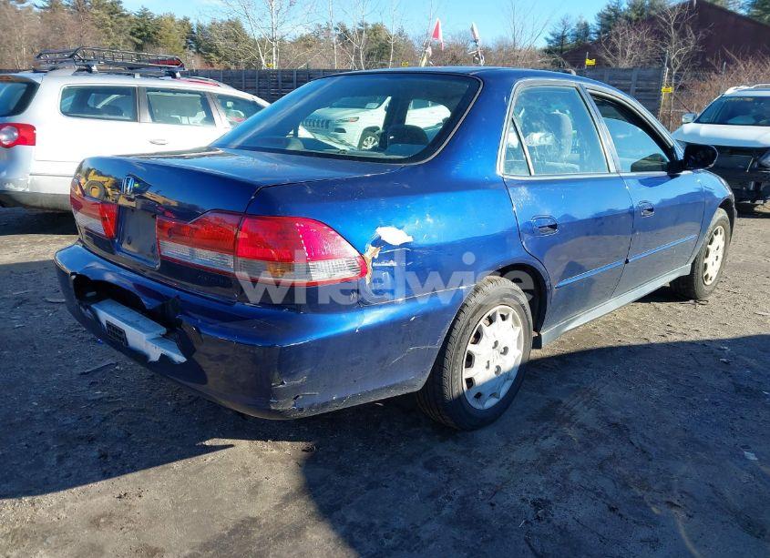 Photo 4 of 2001 Honda Accord 2.3 LX (VIN JHMCG66551C005028)