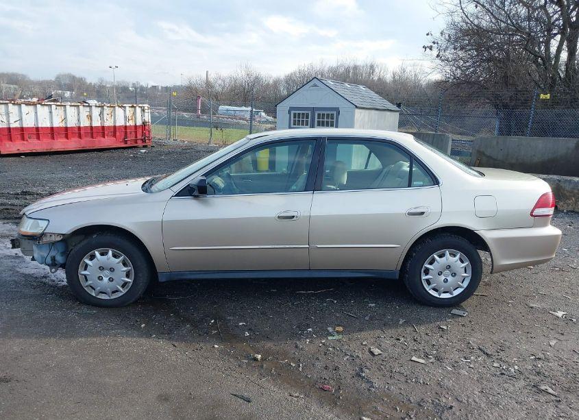 Photo 14 of 2002 Honda Accord 2.3 LX (VIN JHMCG66552C016483)