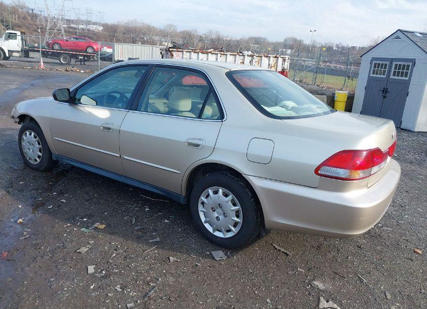 Photo 3 of 2002 Honda Accord 2.3 LX (VIN JHMCG66552C016483)