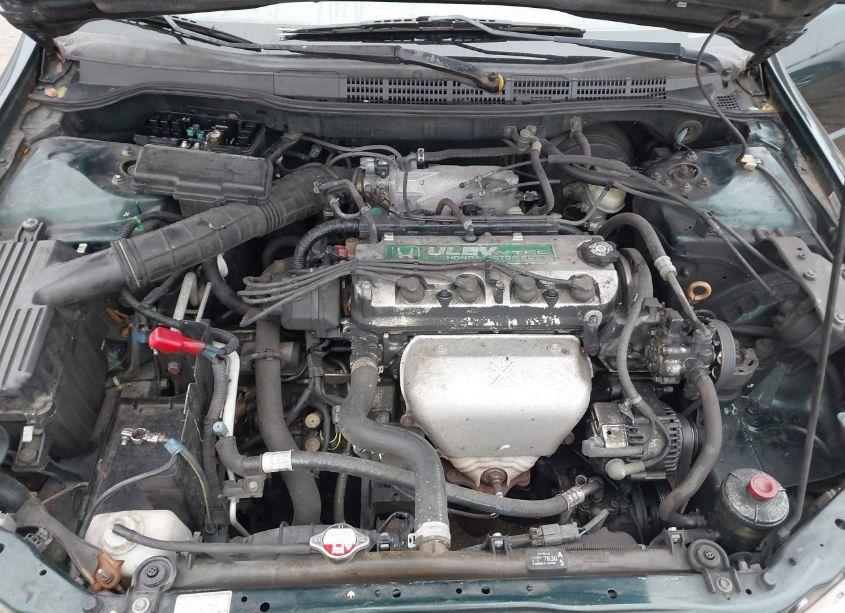 Photo 10 of 1999 Honda Accord LX (VIN JHMCG6656XC006830)