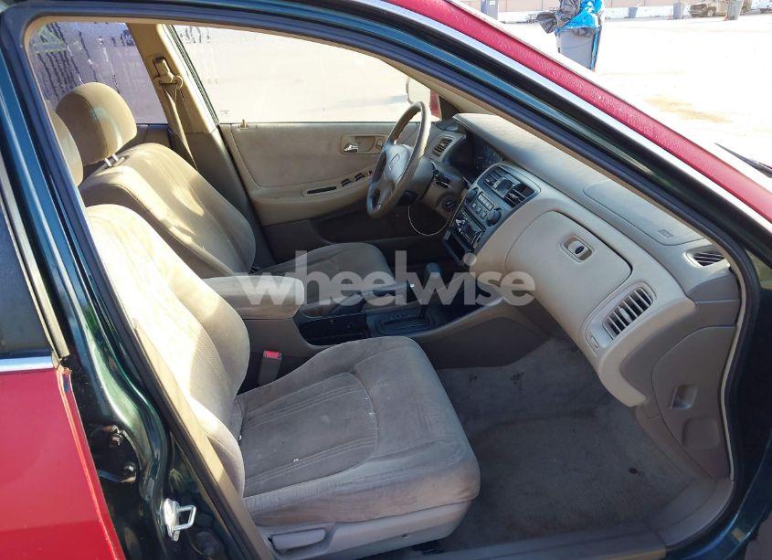 Photo 5 of 1999 Honda Accord LX (VIN JHMCG6656XC035535)