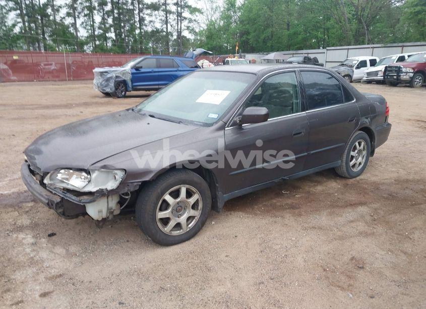 Photo 2 of 1999 Honda Accord LX (VIN JHMCG6658XC030675)