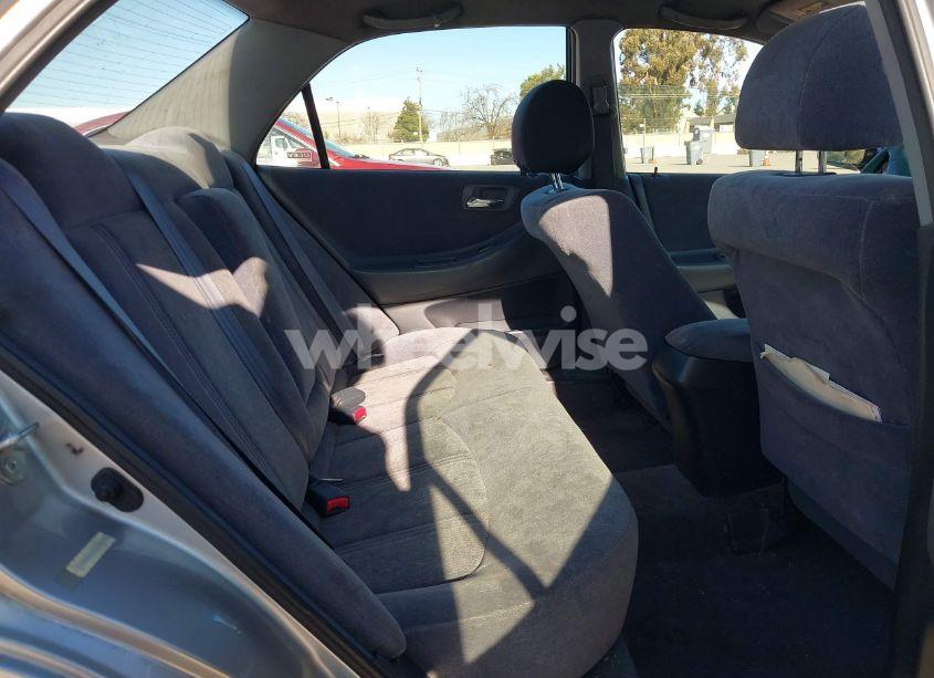 Photo 8 of 2000 Honda Accord 2.3 LX (VIN JHMCG6658YC021461)