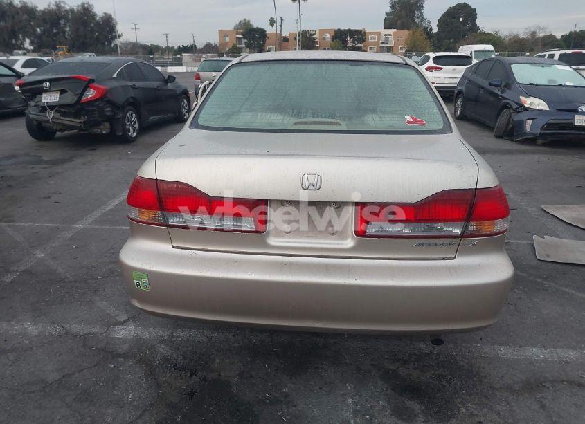 Photo 16 of 2001 Honda Accord 2.3 LX (VIN JHMCG66591C002665)