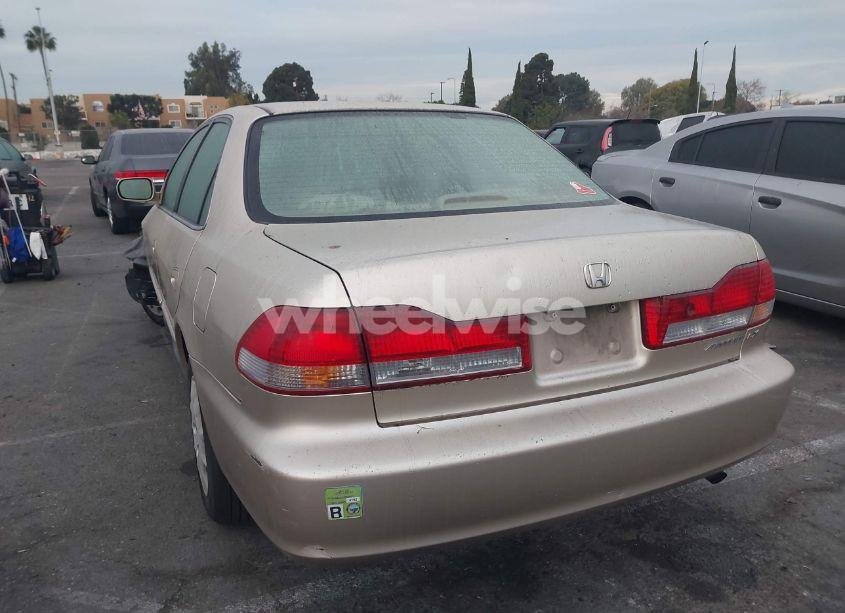 Photo 3 of 2001 Honda Accord 2.3 LX (VIN JHMCG66591C002665)