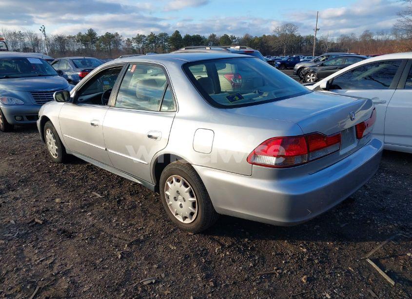 Photo 3 of 2002 Honda Accord 2.3 LX (VIN JHMCG66592C004191)