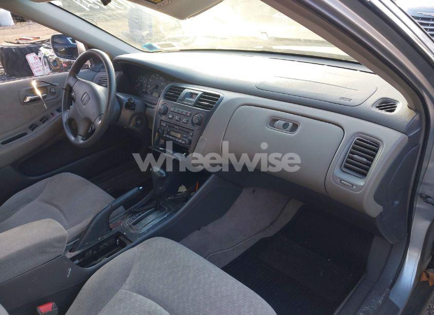 Photo 5 of 2002 Honda Accord 2.3 LX (VIN JHMCG66592C004191)