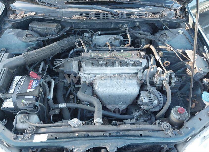 Photo 10 of 1999 Honda Accord LX (VIN JHMCG6659XC003582)