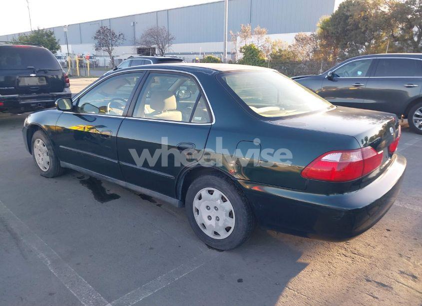 Photo 3 of 1999 Honda Accord LX (VIN JHMCG6659XC003582)