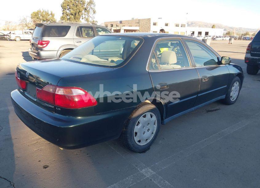 Photo 4 of 1999 Honda Accord LX (VIN JHMCG6659XC003582)