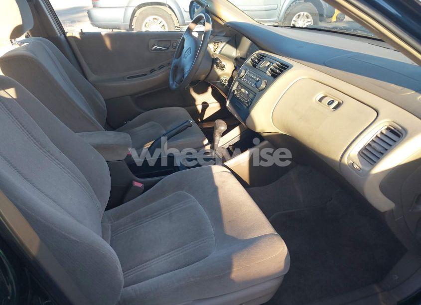 Photo 5 of 1999 Honda Accord LX (VIN JHMCG6659XC003582)