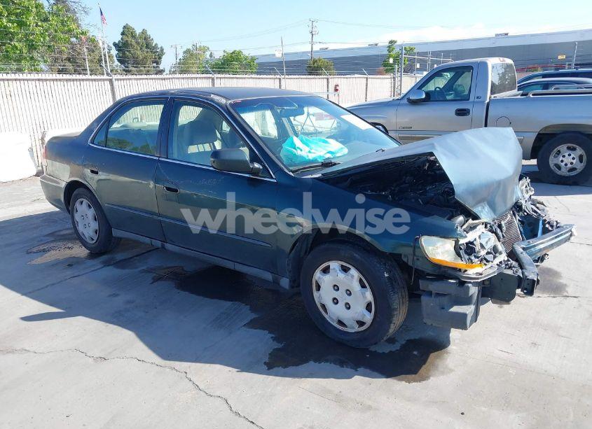 1999 Honda Accord LX (VIN JHMCG6659XC019748) main photo