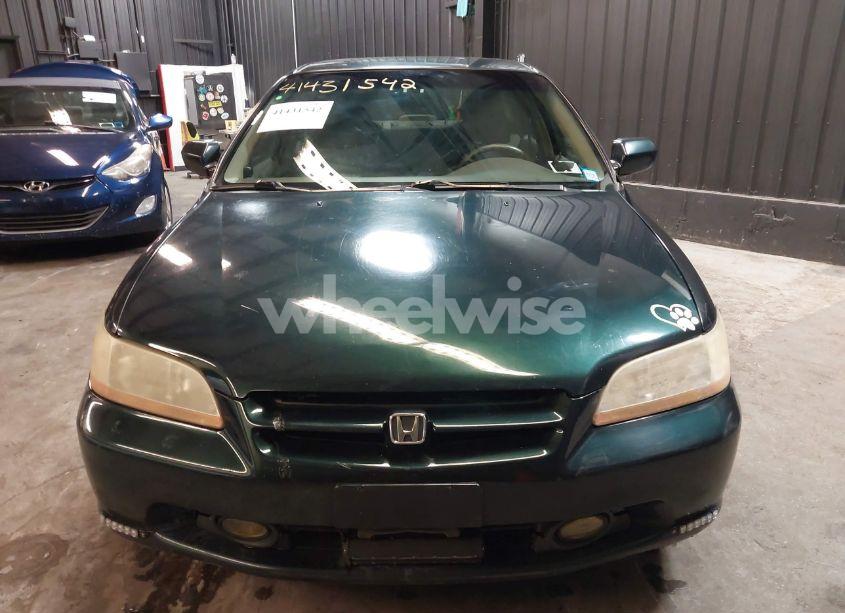 Photo 12 of 1999 Honda Accord LX (VIN JHMCG665XXC004207)