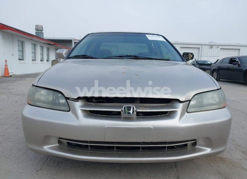 Photo 12 of 1999 Honda Accord EX (VIN JHMCG6670XC024676)
