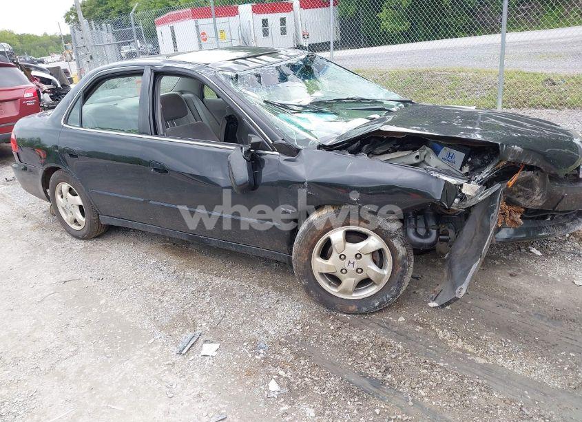 1999 Honda Accord EX (VIN JHMCG6673XC034070) main photo