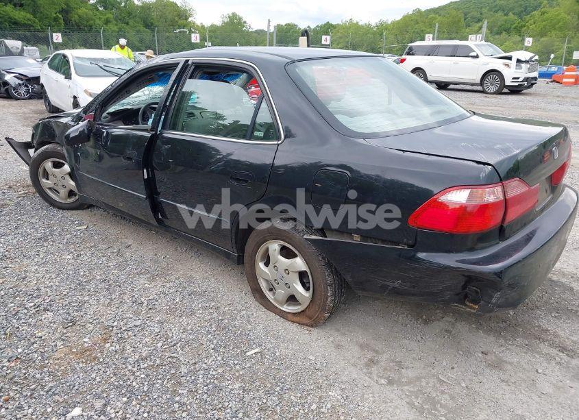 Photo 3 of 1999 Honda Accord EX (VIN JHMCG6673XC034070)