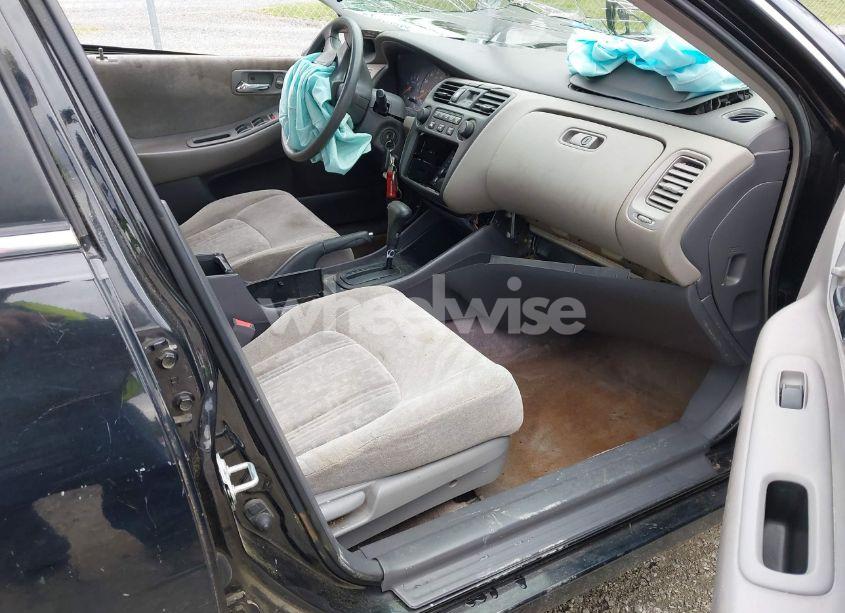 Photo 5 of 1999 Honda Accord EX (VIN JHMCG6673XC034070)