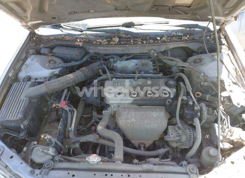 Photo 10 of 2000 Honda Accord 2.3 EX (VIN JHMCG6679YC029828)