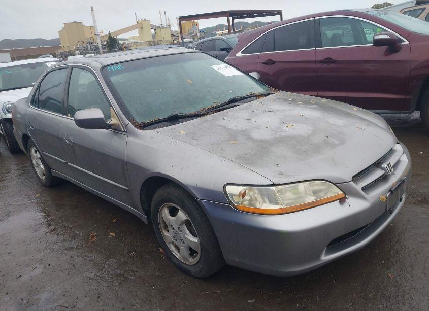 2000 Honda Accord 2.3 EX (VIN JHMCG667XYC008728) main photo