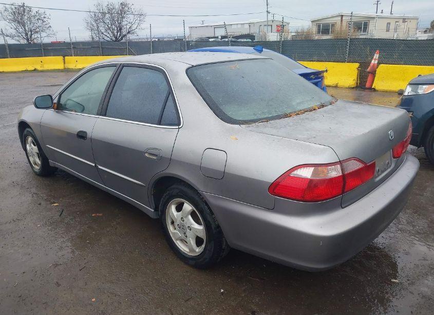 Photo 3 of 2000 Honda Accord 2.3 EX (VIN JHMCG667XYC008728)