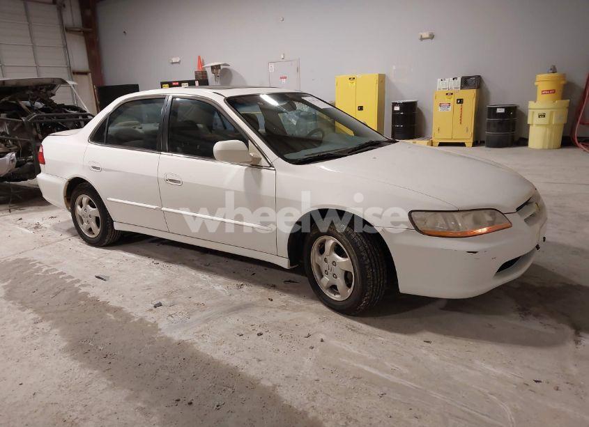 2000 Honda Accord 2.3 EX (VIN JHMCG667XYC023472) main photo