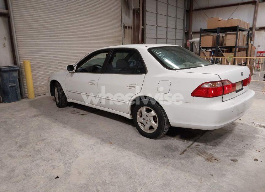 Photo 3 of 2000 Honda Accord 2.3 EX (VIN JHMCG667XYC023472)