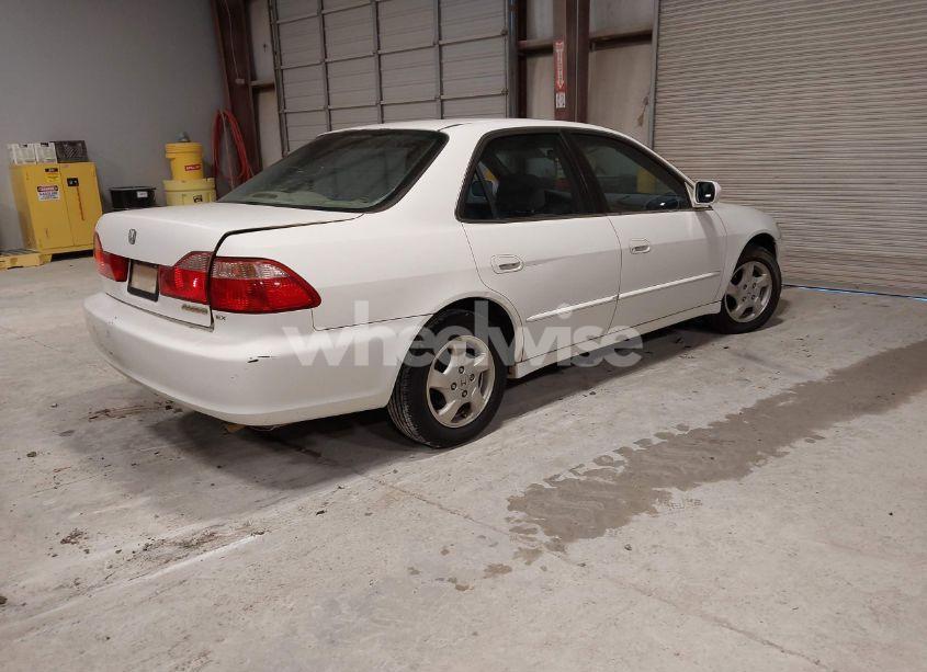 Photo 4 of 2000 Honda Accord 2.3 EX (VIN JHMCG667XYC023472)