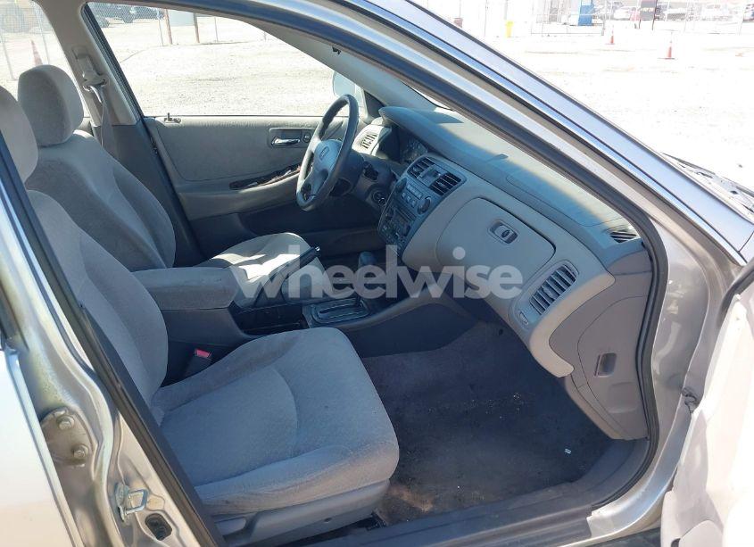 Photo 5 of 2002 Honda Accord 2.3 EX/2.3 SE (VIN JHMCG66812C019990)