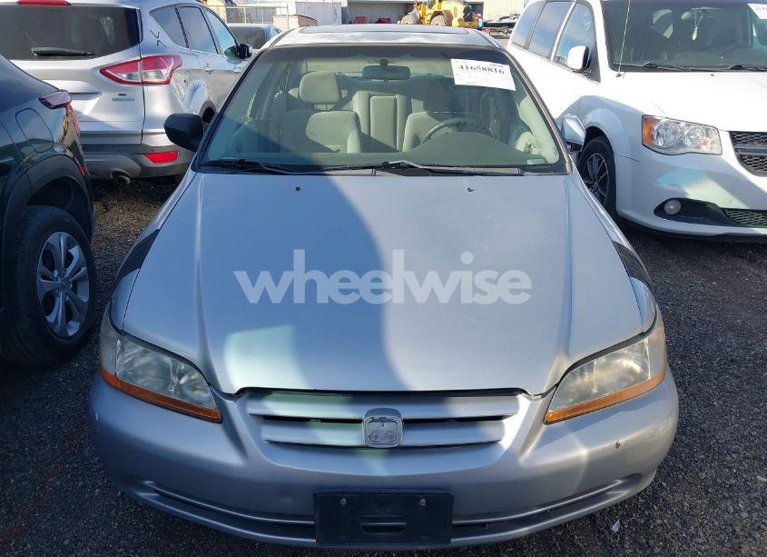 Photo 6 of 2002 Honda Accord 2.3 EX/2.3 SE (VIN JHMCG66812C019990)