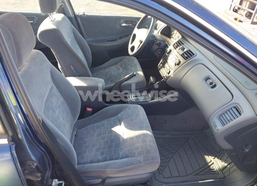 Photo 5 of 2001 Honda Accord 2.3 EX (VIN JHMCG66831C003739)