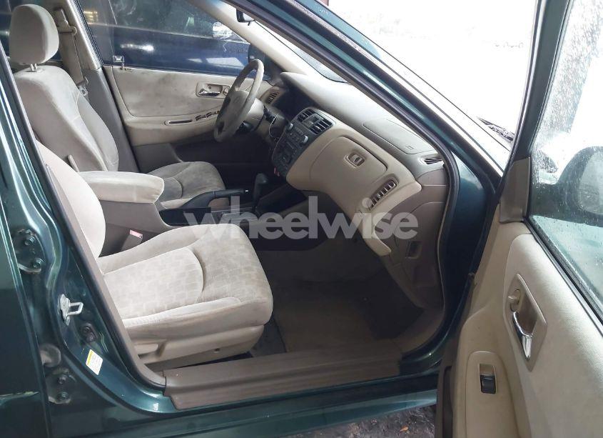 Photo 5 of 2002 Honda Accord 2.3 EX/2.3 SE (VIN JHMCG66832C005055)